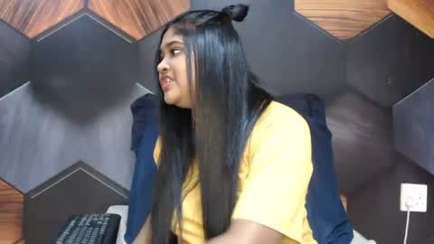 Snapshot of indian_rimmelx chatting on July 2026 06:49:02 AM Melz online show from July 2026 06:49:02 AM