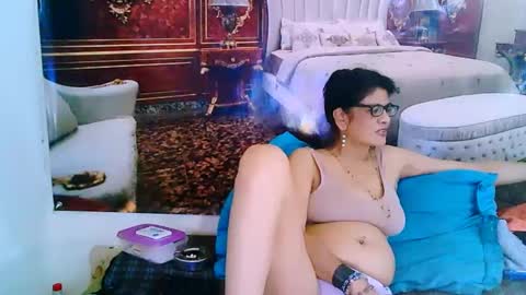 Femiez online show from February 2025 12:26:02 PM