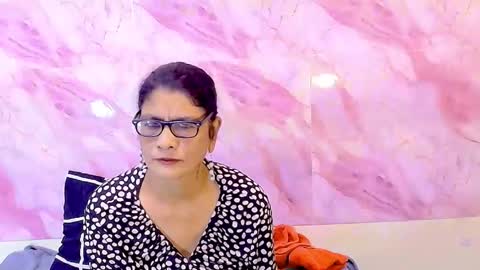 Femiez online show from October 2025 05:30:02 AM