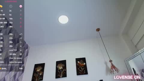 LITTLE AINHOA  online show from December 2024 11:31:02 AM