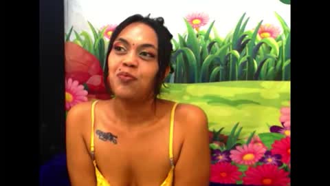 Lia online show from October 2025 06:48:01 PM