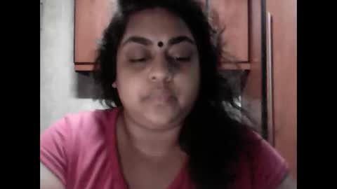 indianpooja1027 online show from October 2025 07:34:02 PM