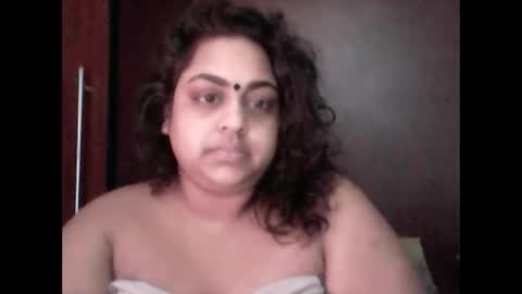 indianpooja1027 online show from February 2026 07:37:02 AM