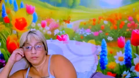 indianroxy27 online show from July 2026 01:11:01 AM
