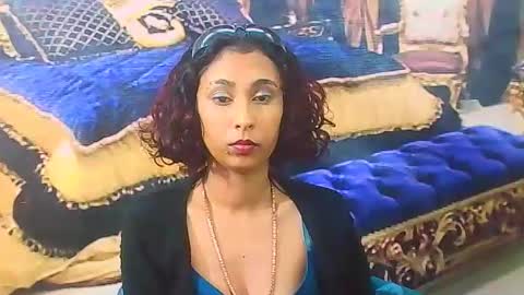 Snapshot of indiansexybutt4u2luv chatting on July 2026 05:54:02 AM indiansexybutt4u2luv online show from July 2026 05:54:02 AM