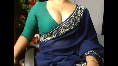 tina online show from May 2026 06:48:02 PM