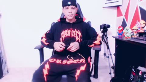 Snapshot of indomitablebeast chatting on January 2025 01:20:01 PM matias online show from January 2025 01:20:01 PM