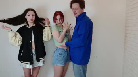 Snapshot of indulgencex chatting on March 2025 07:49:02 PM Lana and AlexPVT OPEN online show from March 2025 07:49:02 PM