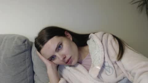 Snapshot of infinitiq45 chatting on January 2025 10:24:01 PM Sweet girl online show from January 2025 10:24:01 PM