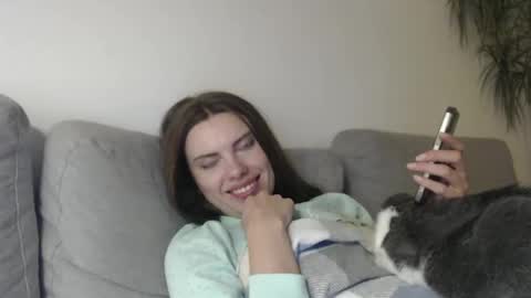 Snapshot of infinitiq45 chatting on March 2025 09:59:01 PM Sweet girl online show from March 2025 09:59:01 PM