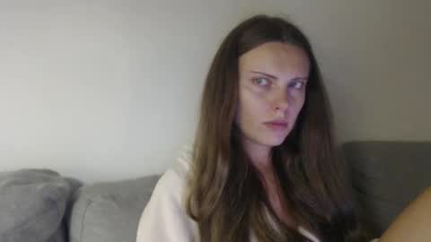 Snapshot of infinitiq45 chatting on September 2025 09:18:01 PM Sweet girl online show from September 2025 09:18:01 PM