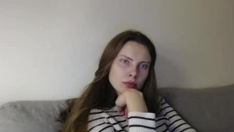 Snapshot of infinitiq45 chatting on January 2026 10:14:02 PM Sweet girl online show from January 2026 10:14:02 PM