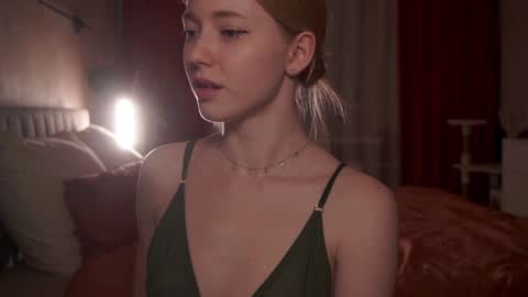 Snapshot of infinitysoul_ chatting on January 2025 09:09:01 PM Alexa..  Inst     Fansly infinitysoul  online show from January 2025 09:09:01 PM