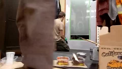 Snapshot of info_chat chatting on December 2025 01:44:02 AM sir. Grummps online show from December 2025 01:44:02 AM