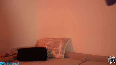 Snapshot of informal_ chatting on September 2025 11:38:02 PM MAL ---  online show from September 2025 11:38:02 PM