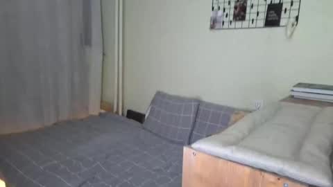 Mia online show from April 2026 01:34:01 PM