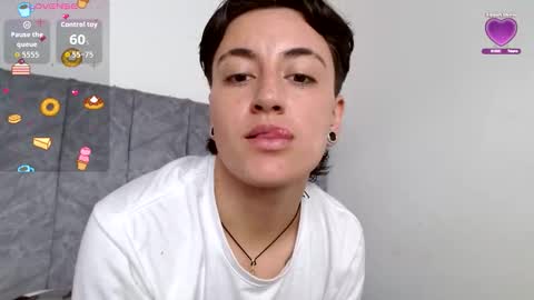 lyan onlyfans n linda online show from October 2025 05:43:01 PM