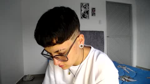 lyan onlyfans n linda online show from February 2026 07:51:02 PM