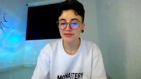 lyan onlyfans n linda online show from August 2026 04:03:02 AM