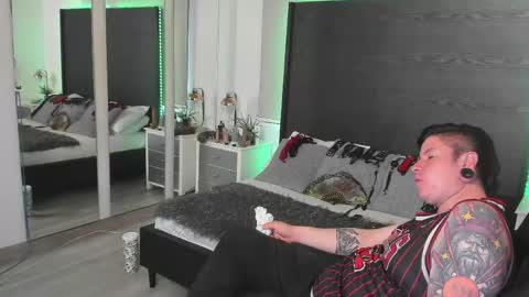 Snapshot of inkedsinners_ chatting on May 2026 03:19:02 PM inkedsinners_ online show from May 2026 03:19:02 PM