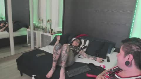 Snapshot of inkedsinners_ chatting on May 2026 11:33:01 PM inkedsinners_ online show from May 2026 11:33:01 PM