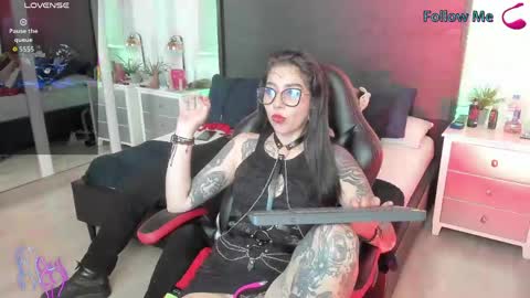 Snapshot of inkedsinners_ chatting on May 2026 04:38:01 PM inkedsinners_ online show from May 2026 04:38:01 PM