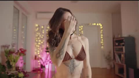 Xenia online show from February 2025 08:22:02 AM