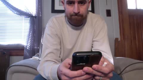 Snapshot of inmybackyard chatting on December 2024 07:11:01 PM InMyBackyard online show from December 2024 07:11:01 PM