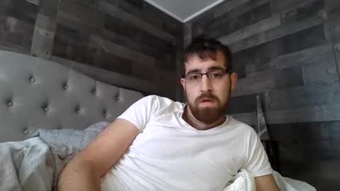 Snapshot of inmybackyard chatting on November 2025 02:10:02 PM InMyBackyard online show from November 2025 02:10:02 PM