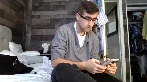 Snapshot of inmybackyard chatting on December 2025 04:34:01 PM InMyBackyard online show from December 2025 04:34:01 PM