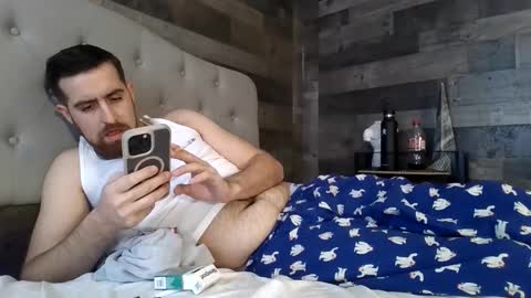 Snapshot of inmybackyard chatting on February 2026 04:00:02 PM InMyBackyard online show from February 2026 04:00:02 PM