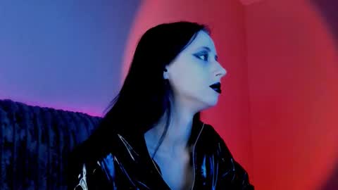 Venera  online show from October 2025 04:19:01 PM