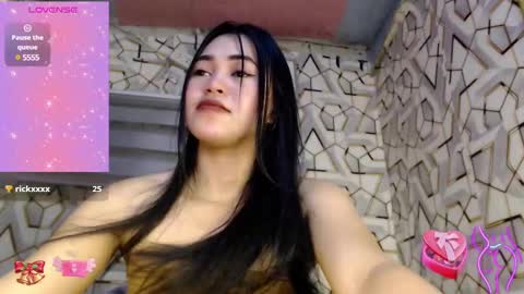 Belle online show from March 2025 10:45:02 PM