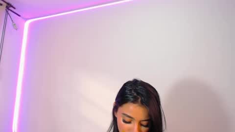 Abril online show from February 2025 09:32:02 PM