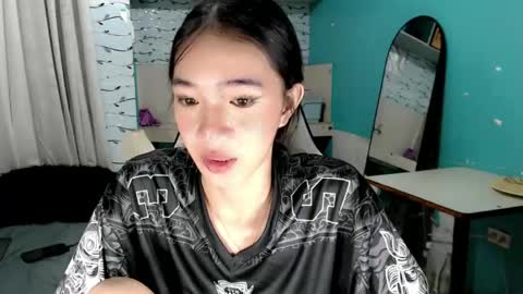 Snapshot of innocent_reign69 chatting on May 2026 11:32:02 PM Reign online show from May 2026 11:32:02 PM