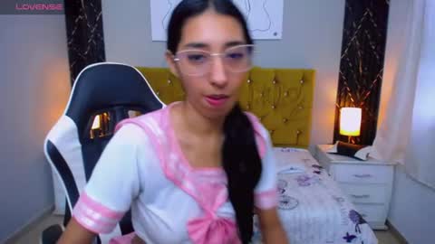 Snapshot of inocent_luna chatting on June 2026 09:32:02 PM Luna moon online show from June 2026 09:32:02 PM