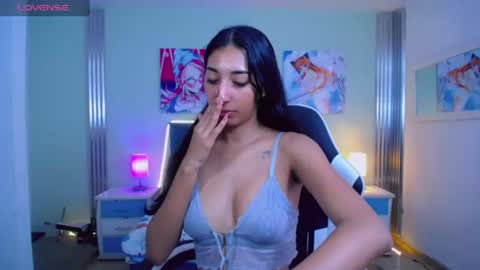 Snapshot of inocent_luna chatting on July 2026 04:44:01 PM Luna moon online show from July 2026 04:44:01 PM