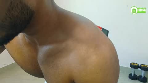 Snapshot of insanestud_miles chatting on December 2024 06:32:01 AM Miles online show from December 2024 06:32:01 AM