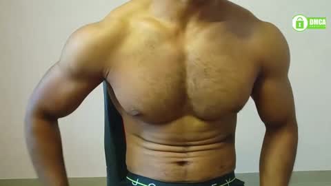 Snapshot of insanestud_miles chatting on January 2025 07:31:01 AM Miles online show from January 2025 07:31:01 AM