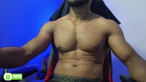 Snapshot of insanestud_miles chatting on October 2025 01:57:02 PM Miles online show from October 2025 01:57:02 PM