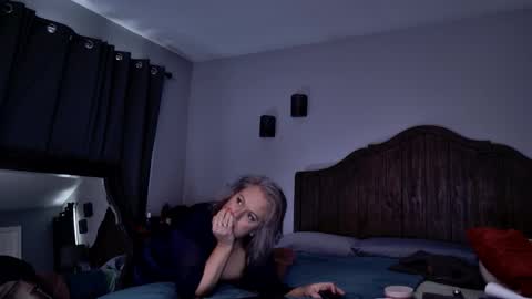 InsatiableCpl333 online show from March 2026 05:50:02 PM