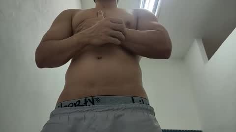 INSTAGRAM  camilodlx online show from December 2025 03:27:02 PM