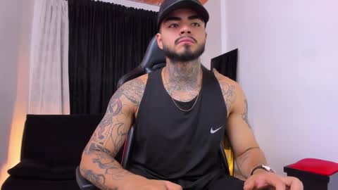 Brayan Chavez online show from April 2026 02:05:01 AM