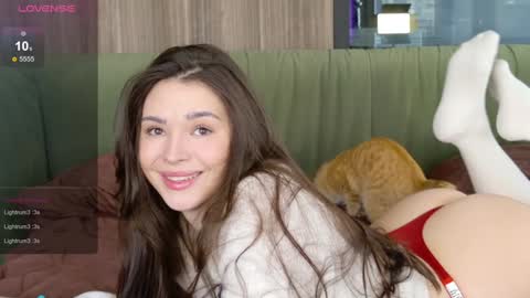 Snapshot of intelligencer chatting on December 2024 08:18:01 AM Sofi online show from December 2024 08:18:01 AM