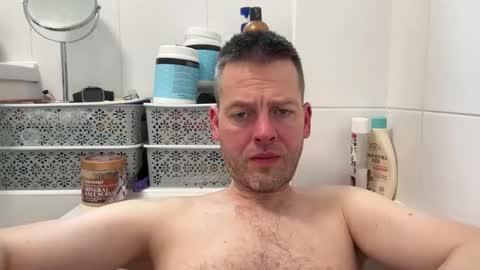 Snapshot of interestedhun chatting on October 2025 01:19:01 PM InterestedHun online show from October 2025 01:19:01 PM