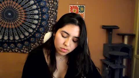 Snapshot of intimatetales chatting on February 2025 08:20:02 PM Africa online show from February 2025 08:20:02 PM