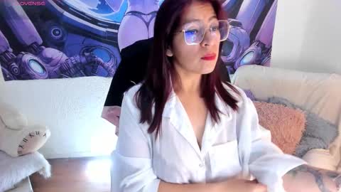 Irene Casas online show from October 2025 01:39:02 AM