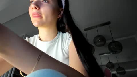 Ir s room online show from October 2025 04:43:02 AM