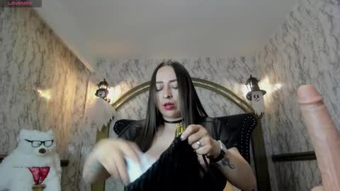 Irenne Wilson Online 0700 to 1400 gmt-5 online show from October 2025 12:17:02 PM