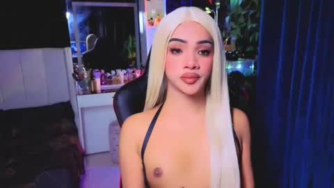 Snapshot of irina_woodshakylishxx chatting on March 2026 06:58:01 PM IRINAA online show from March 2026 06:58:01 PM